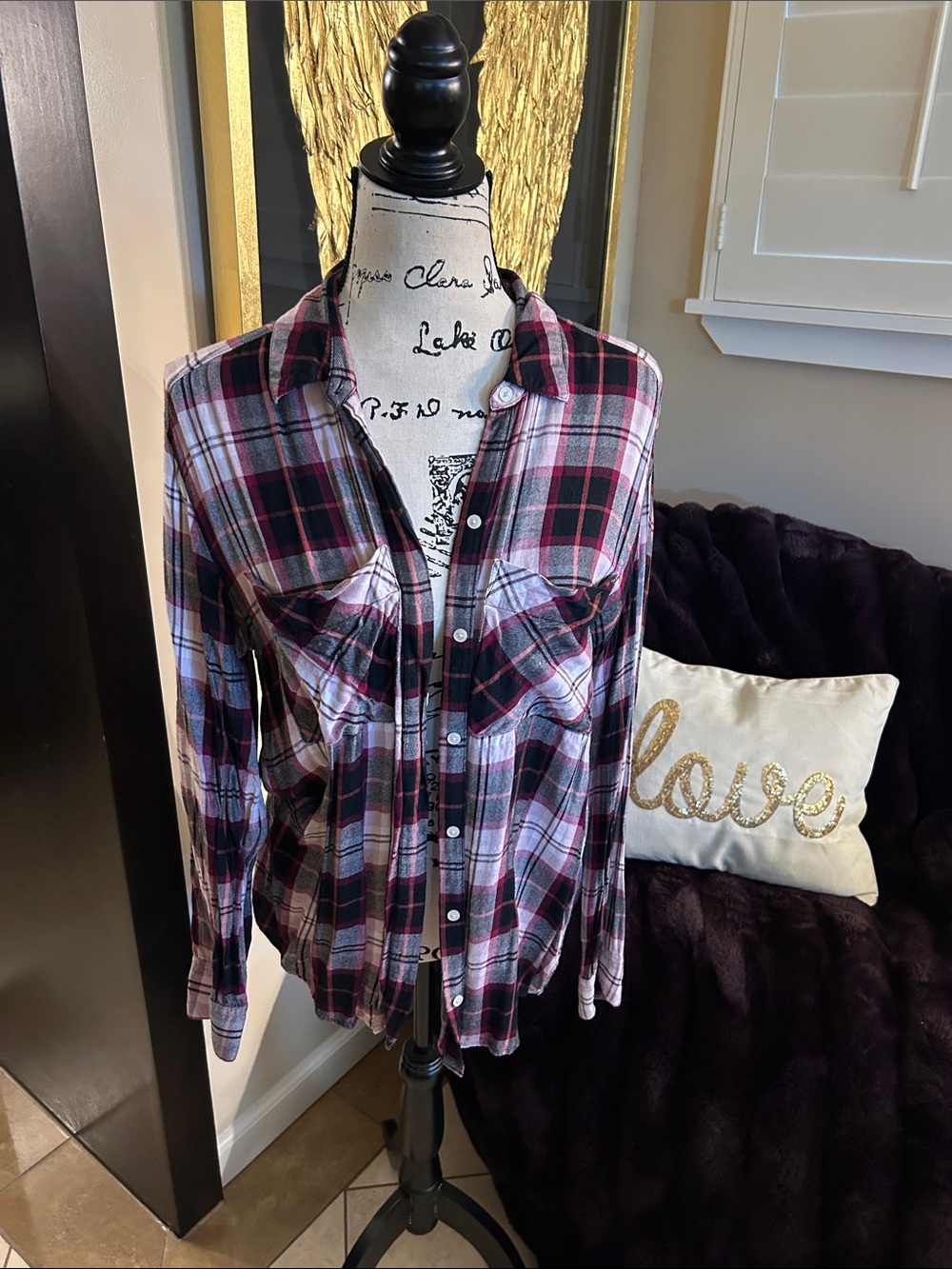 Express Plaid Button-Down Shirt in Black, White & Pink